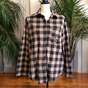 VICTORIA’S SECRET PINK Flannel Pajama Top - Size M